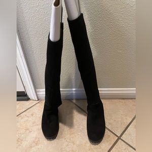 Lucky brand, Women’s black suede knee-high